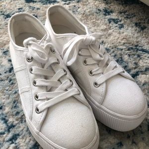 Steve Madden White Platform Sneaker